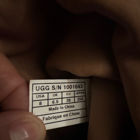 Ugg leather boots warm liking rubber sole with tread size - Picture 9 of 9